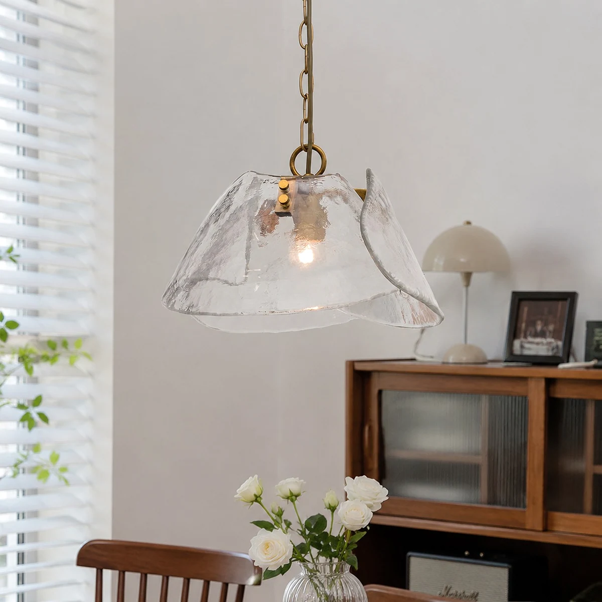 Dining nook installation scene