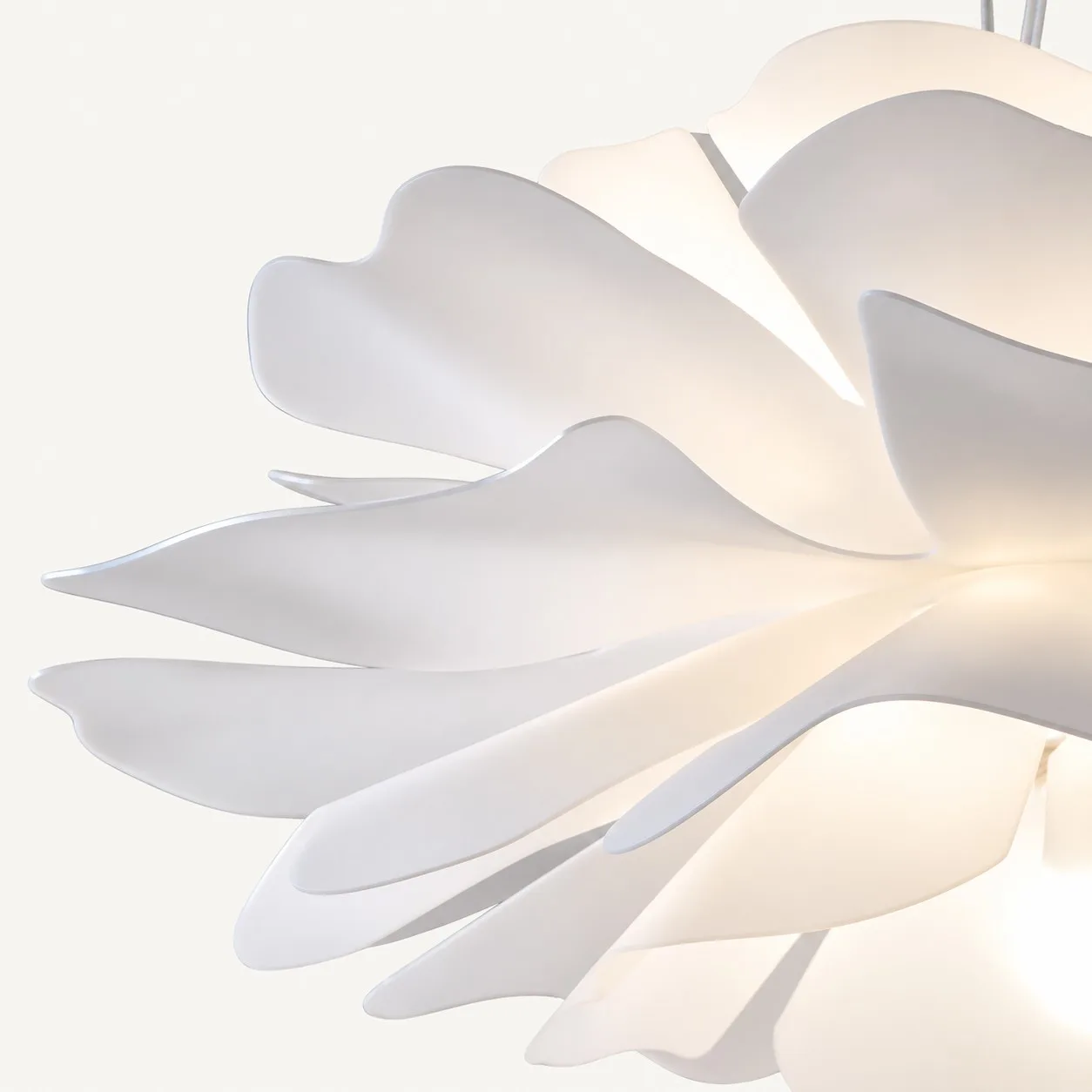 Lotiva Nordic Acrylic Lotus Flower Pendant Light — image 13