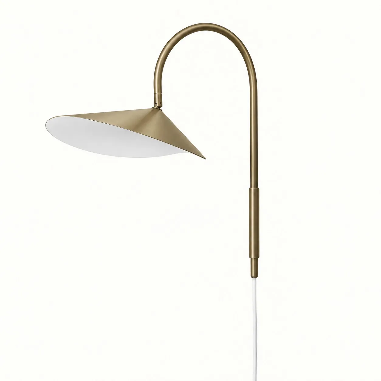 Bronze wall lamp
