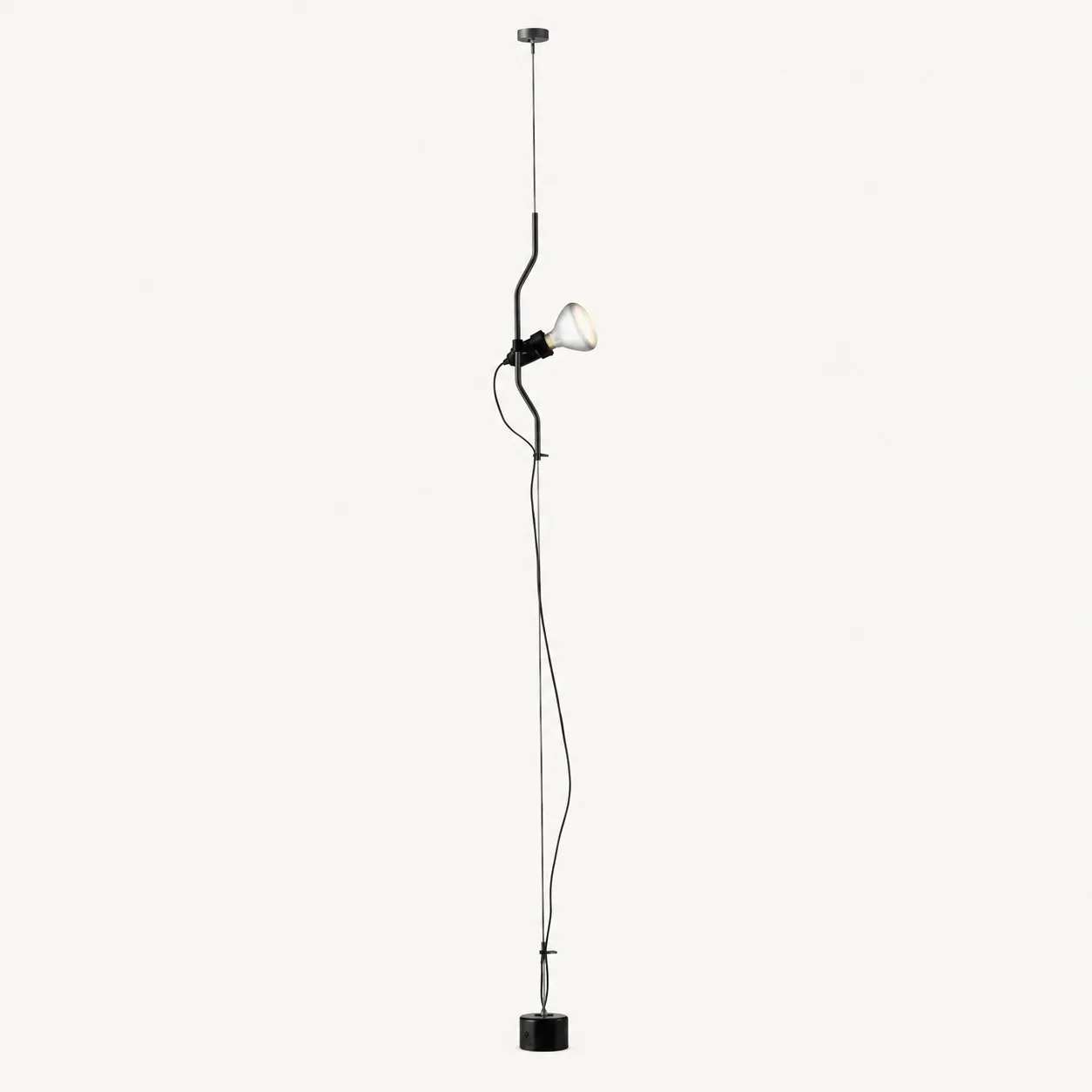 Black ceiling-to-floor lamp with one head
